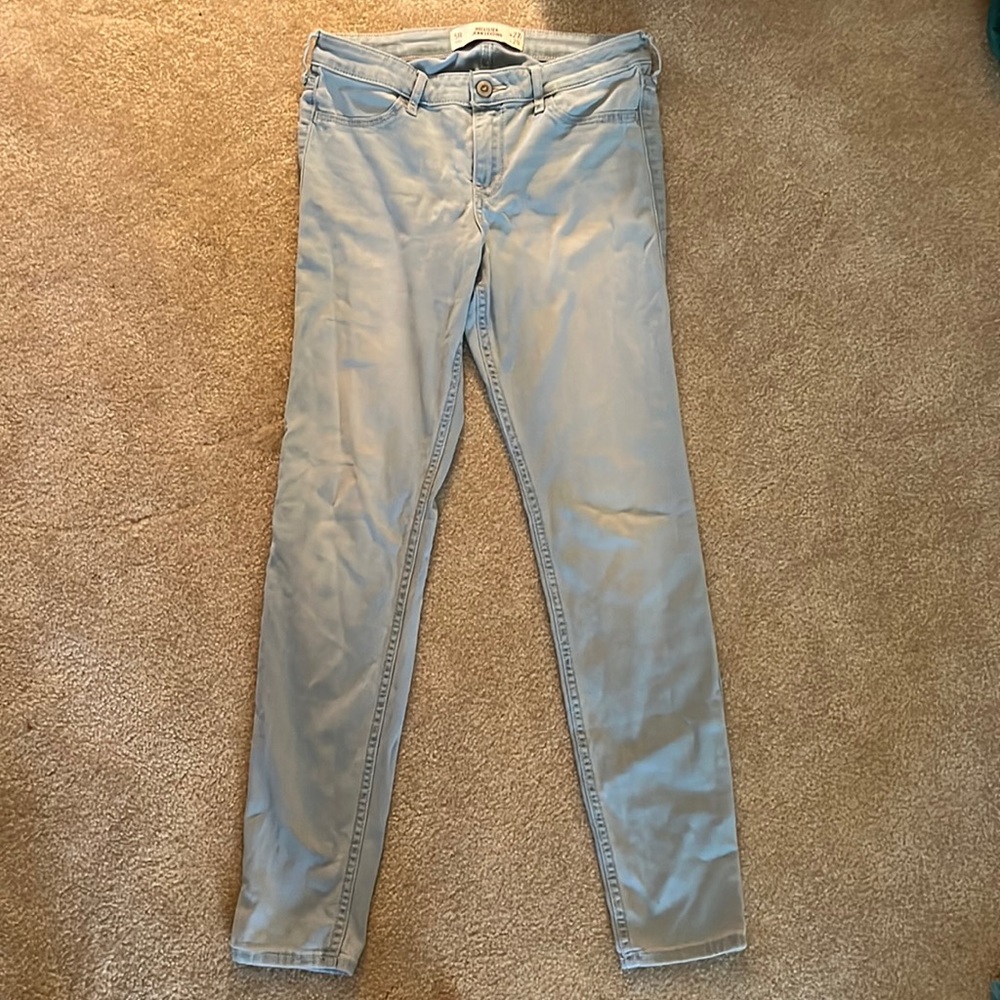 Hollister jean